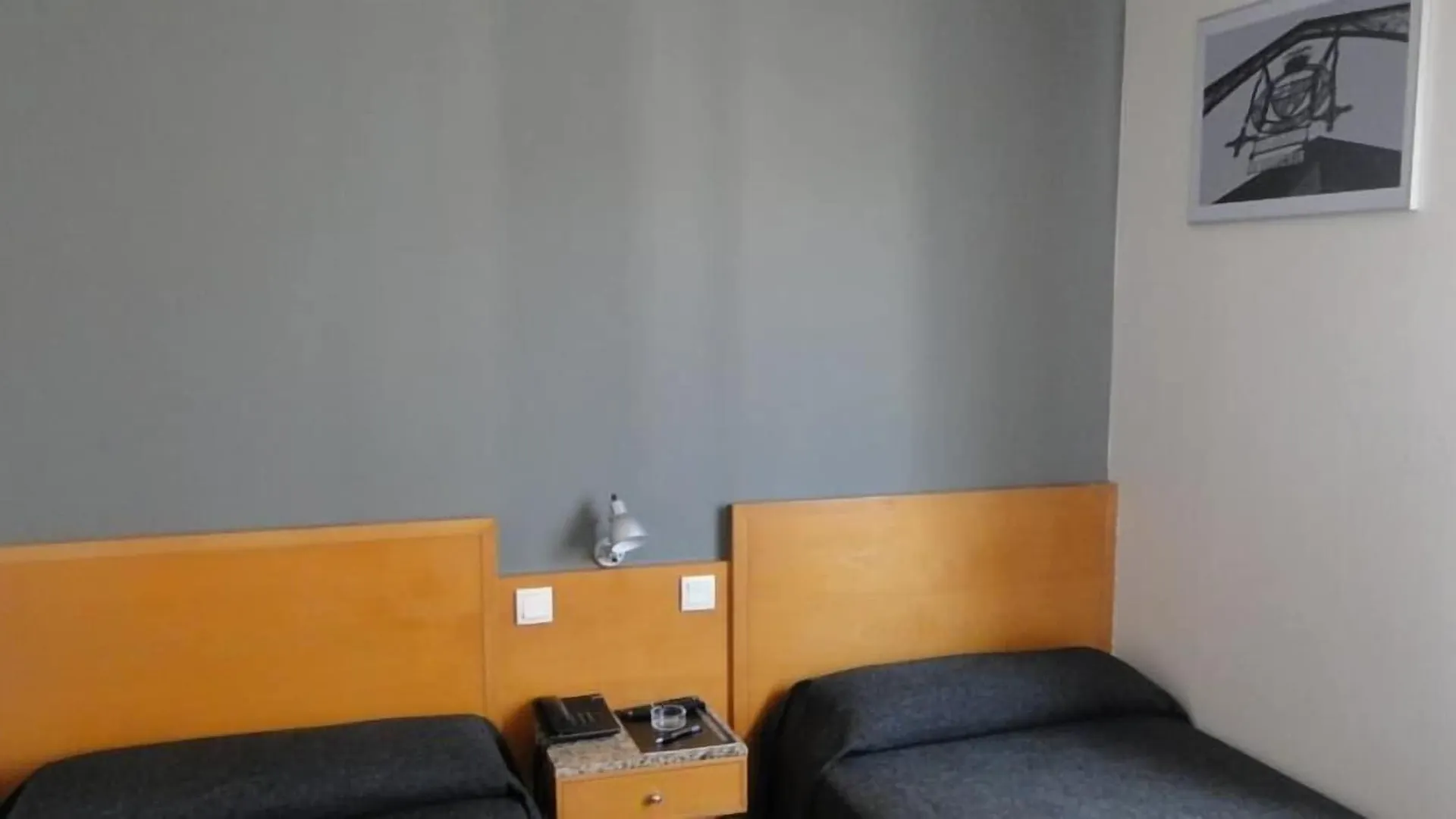 Maison d'hôtes Hostal Lami Esplugues de Llobregat