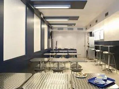 Hostal Lami Эсплугес-де-Льобрегат 2*,