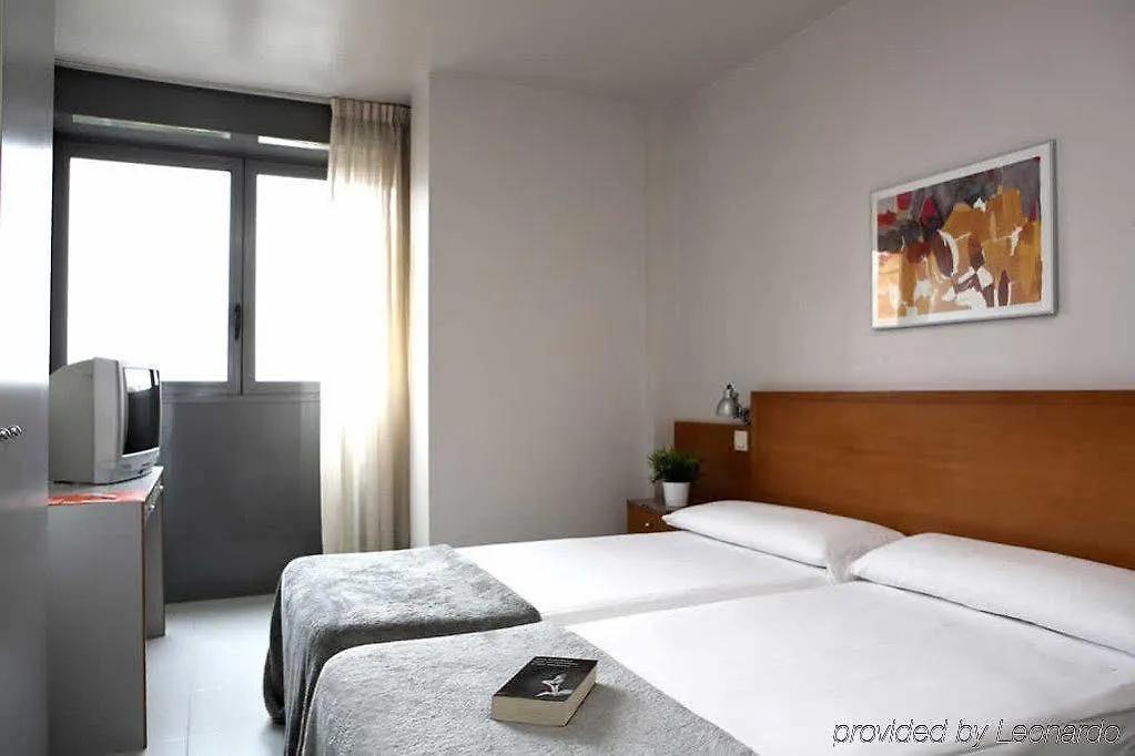 Hostal Lami Esplugues de Llobregat Gæstehus